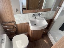 2018 COACHMAN VIP 575 6.jpg